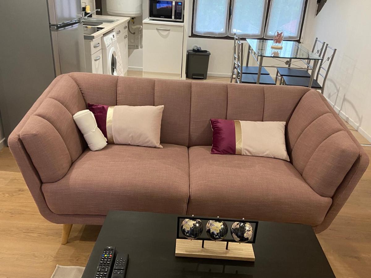 Apartmán Le Bassam, Proche Aeroport Tillé Exteriér fotografie
